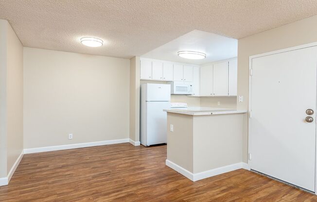 Willow Creek Apartments