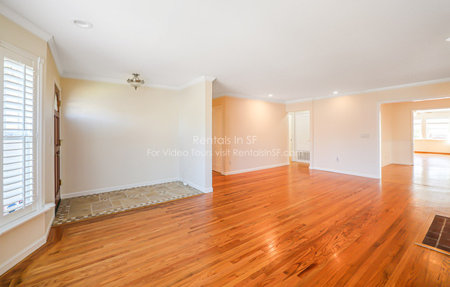 1677 HOLLY AVE