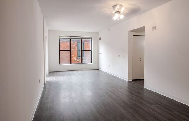 2 beds, 2 baths, 1,219 sqft, $1,555, Unit 0201