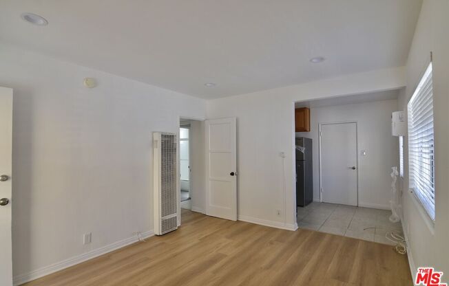 1 bed, 1 bath, 500 sqft, $1,800, Unit 1