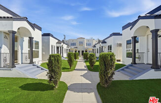 3020 W 12 ST