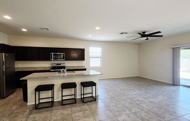 3 bed in Casa Grande!