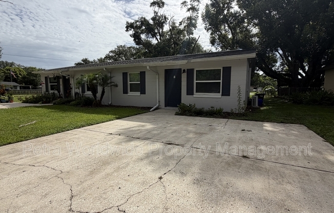 1801 MELLONVILLE AVE