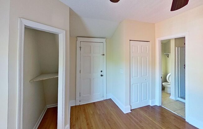 2 beds, 2.5 baths, $2,791, Unit B