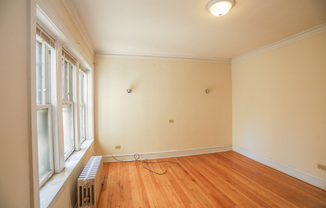 4246 N FRANCISCO AVE