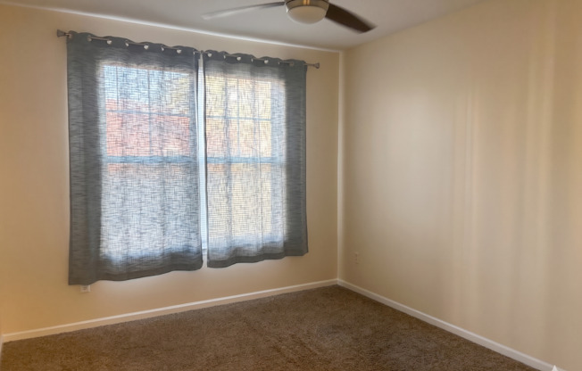 2 beds, 2 baths, $1,695, Unit 206