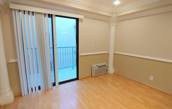 2 beds, 2 baths, 910 sqft, $2,595, Unit 412