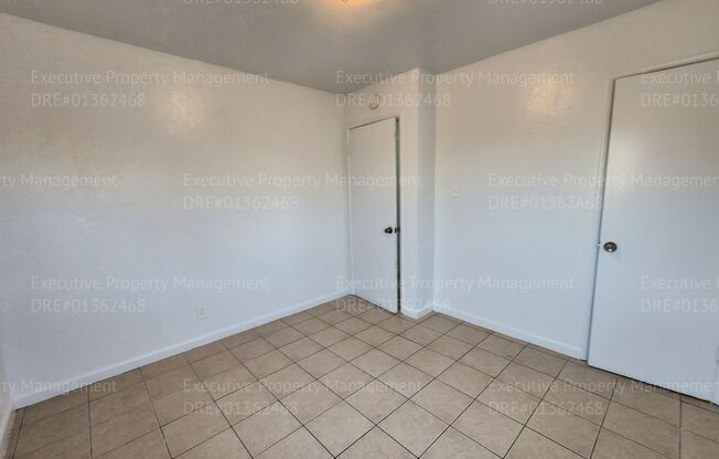 3 beds, 1 bath, $1,250