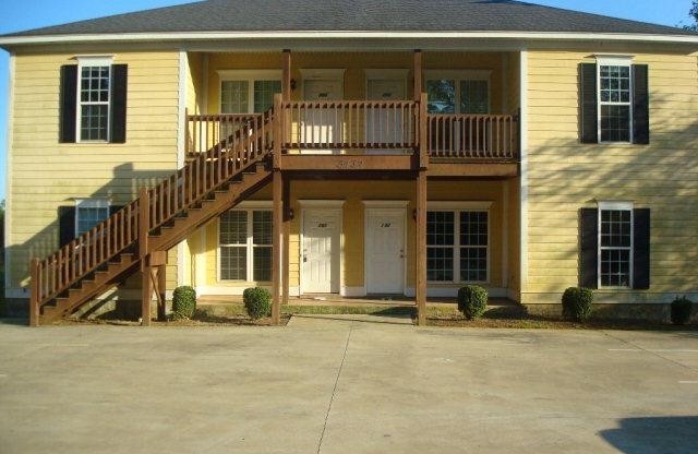 3432 BROOKHOLLOW PKWY