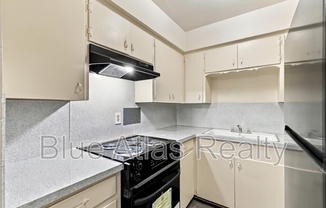 411 E POLK ST
