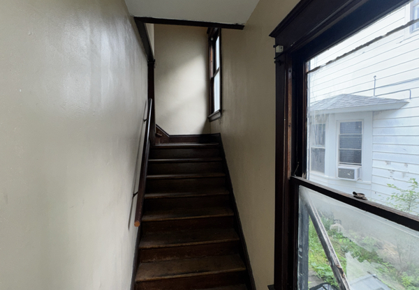 818 Phillips Ave