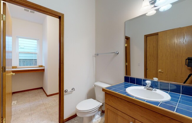 3 beds, 2.5 baths, $3,400