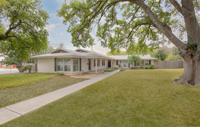 103 OAKHURST PL