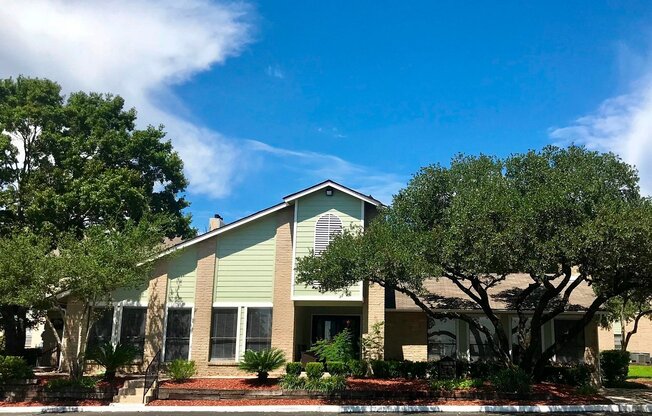 Palisades Park Apartments main office