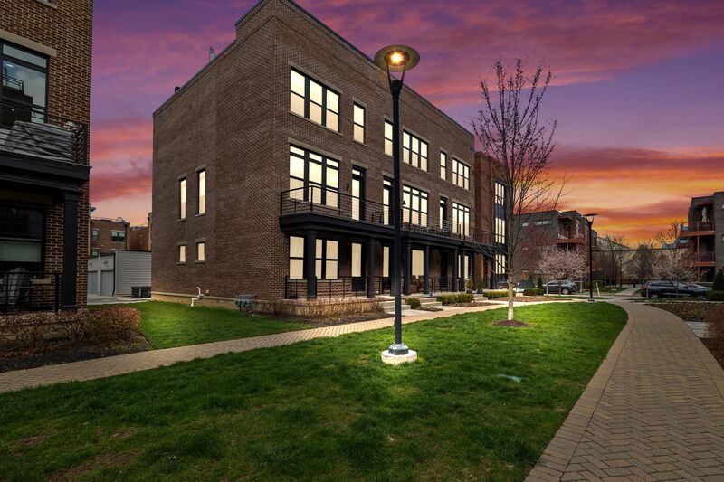 297 AUDEN AVE