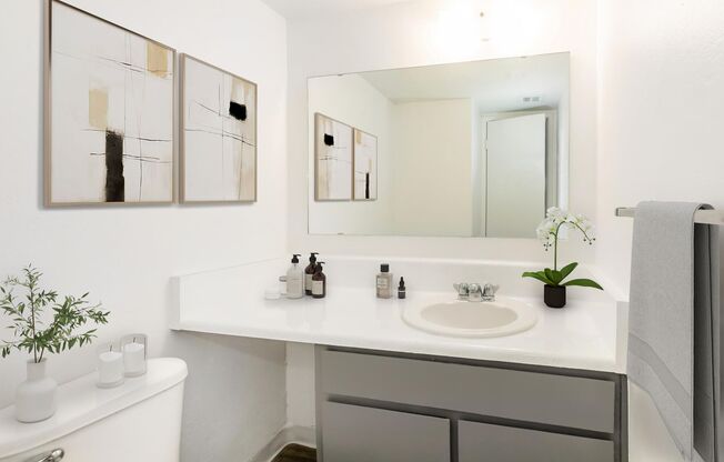 2 beds, 1.5 baths, 1,262 sqft, $1,262, Unit 43
