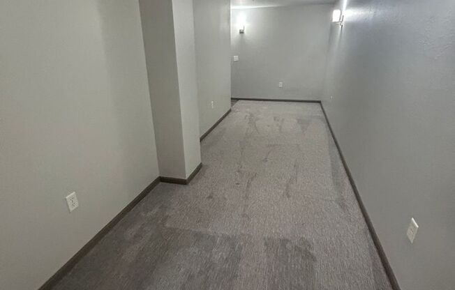 2 beds, 2 baths, 890 sqft, $1,195, Unit 2019-102