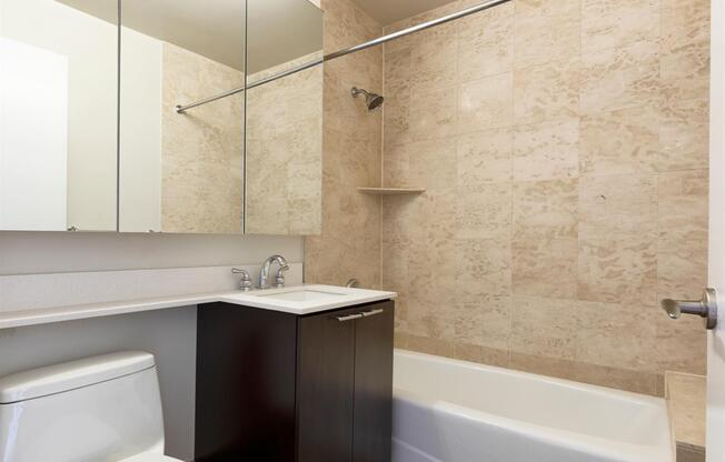 Studio, 1 bath, 403 sqft, $4,182, Unit 15A