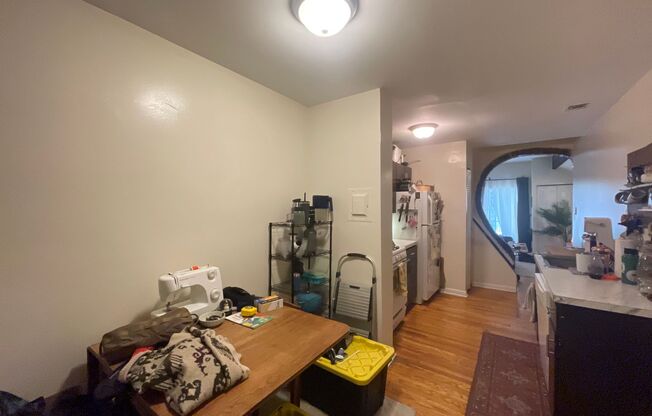 607-09 S 3rd