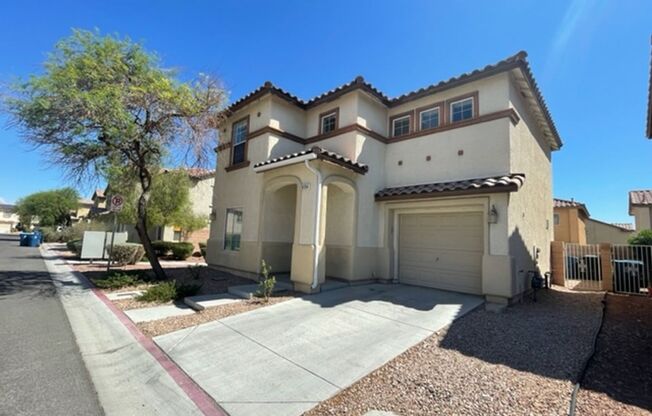 AWESOME 4 BEDROOM HOME LOCATED IN THE SW!!!!