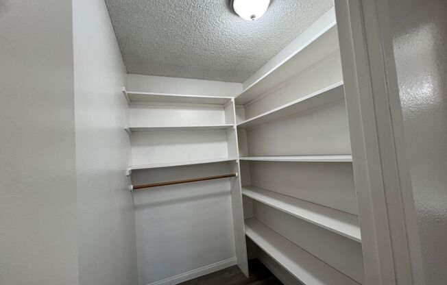 1 bed, 1 bath, 750 sqft, $1,295, Unit 01