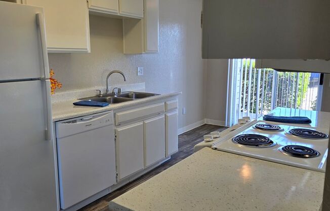 Heights Square 2-3 Bedroom 2 Bath