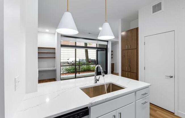 Studio, 1 bath, 499 sqft, $1,485, Unit 105