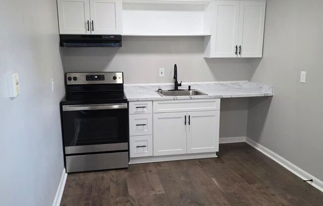 NEWLY RENOVATED 2 BEDROOM WITH WASHER & DRYER CONNECTIONS