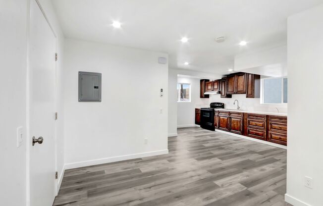 1 bed, 1 bath, 464 sqft, $1,495, Unit 34
