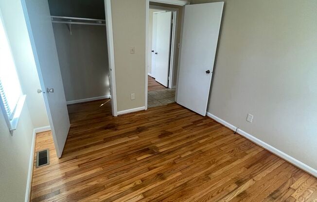 3 bd 1 ba ranch house