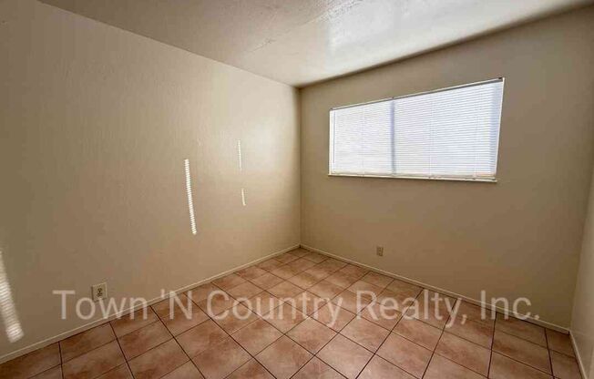 2 beds, 1 bath, $2,350, Unit # 2