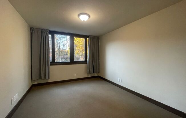 2 beds, 2 baths, $1,895, Unit APARTMENT 3D