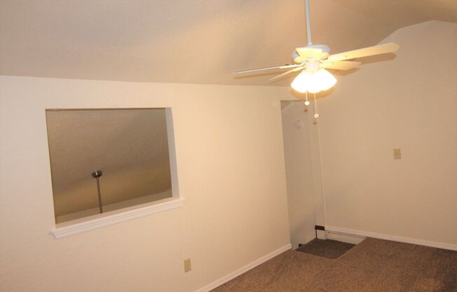 2 beds, 1 bath, 850 sqft, $850, Unit 10B