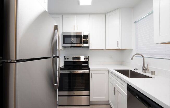 1 bed, 1 bath, 614 sqft, $2,395, Unit 402