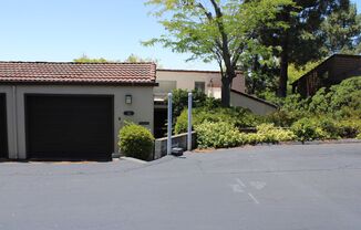 Bright 2 Bedroom, 2 Bathroom Condo, W/ Garage, Deck a Patio and Community Pool