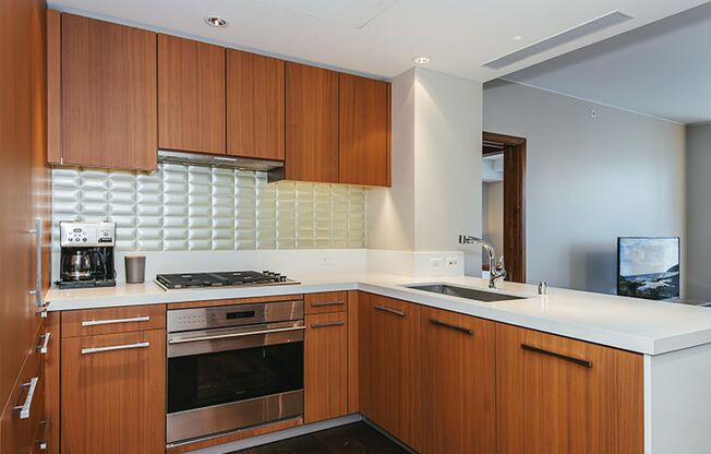 1 bed, 1 bath, $6,000, Unit # 1211