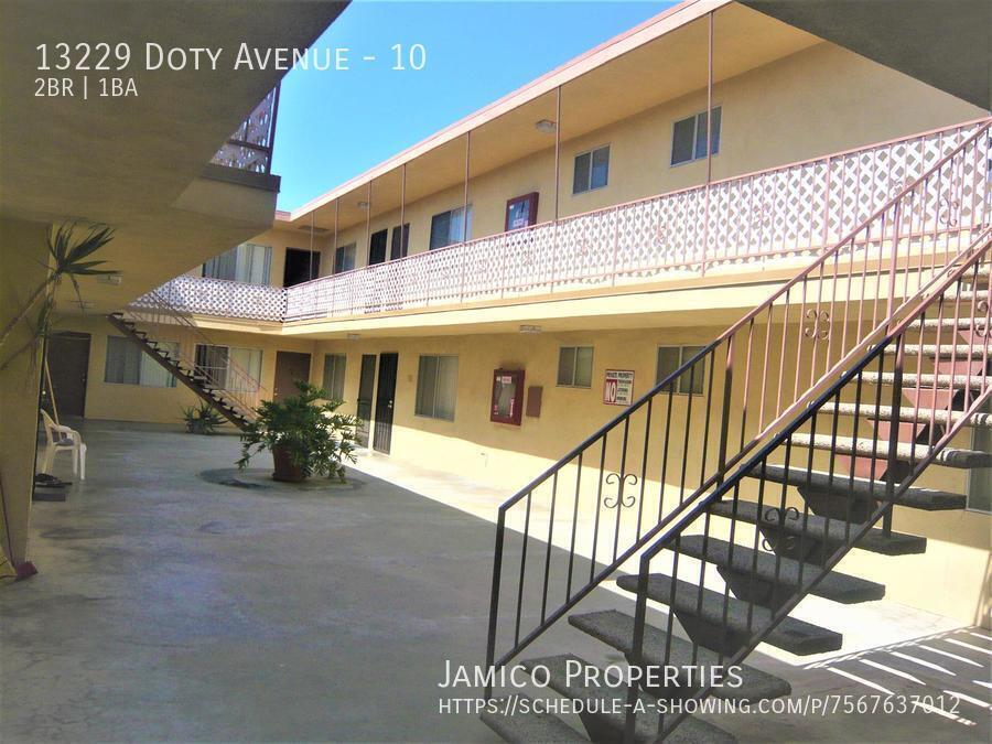 13229 Doty Avenue