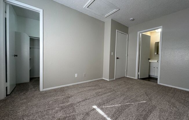 2 beds, 2.5 baths, $1,350