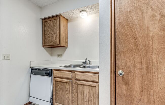 Charming 2 bed 2 bath duplex in Norman