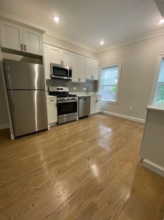 1 bed, 1 bath, 500 sqft, $2,500, Unit 2