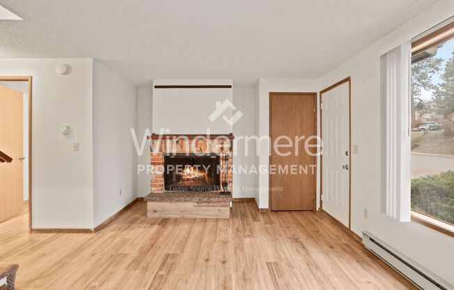 2 beds, 1.5 baths, $1,495, Unit 2706