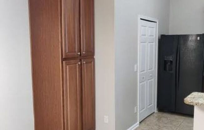 2 beds, 2 baths, $2,095