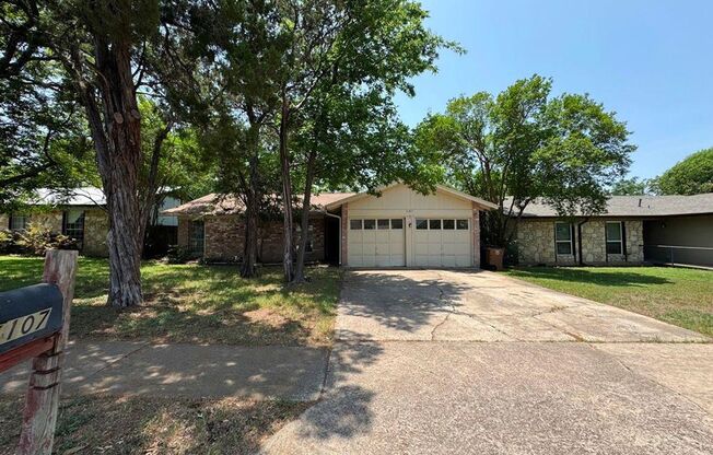 Welcome to 1107 Spearson Lane in Austin!