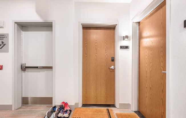 Stunning 1 BR/1 BA Condo in Adams Morgan!