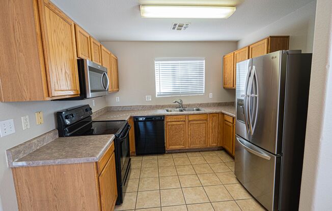 Perfect 3 bed/2 bath home in Johnson Ranch!