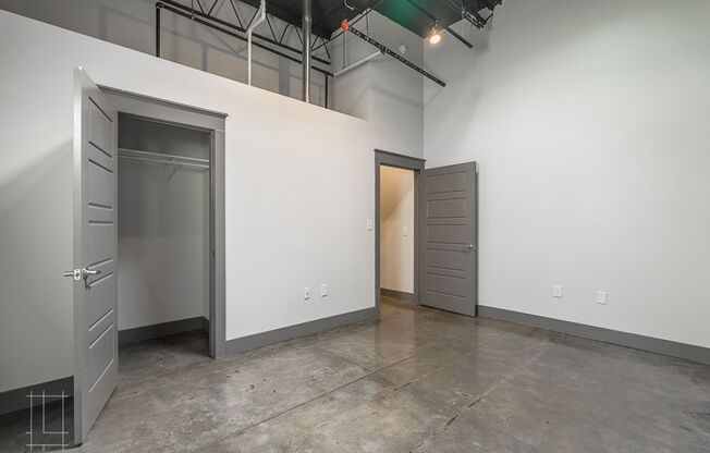 1 bed, 1 bath, $1,400, Unit 727 N. 4th St. Apt. 137