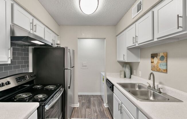 Creekwood Apartment Homes