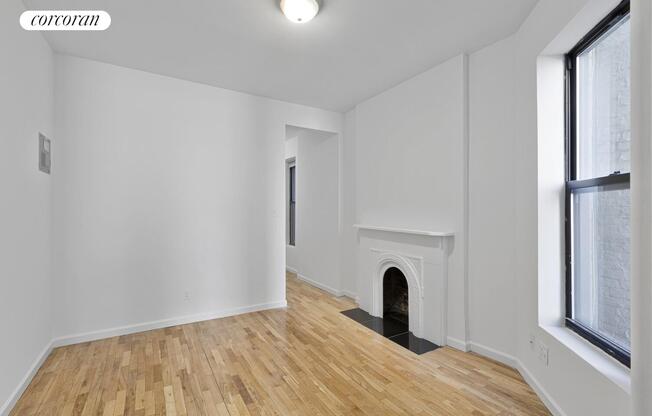 156 COLUMBUS AVE