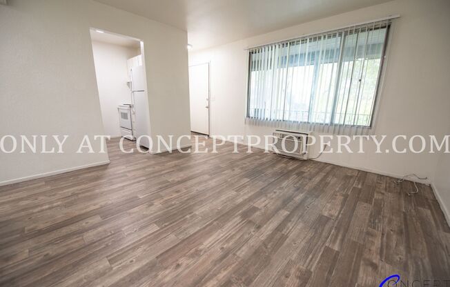 2 beds, 1 bath, 580 sqft, $1,049, Unit C4