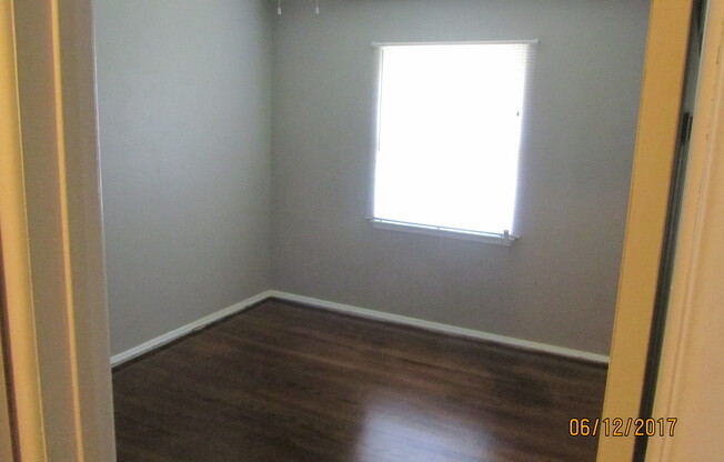 3 beds, 2 baths, $1,750